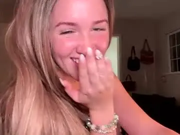 Chaturbate Adult Webcam of nextdoorlaur