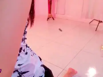 Chaturbate Best live sex cam show of trixxie_18
