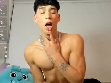 Chaturbate Best live sex cam show of darkboy26_