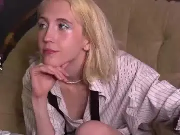 Chaturbate Live Porn of elen__moore