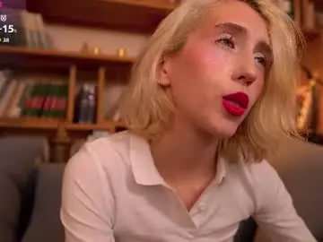 Chaturbate Live Sex Cam of elen__moore