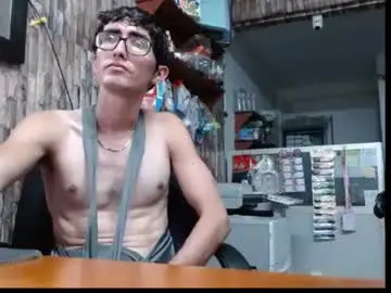 Chaturbate Watch Live Sex Cams of jhosuamoore2
