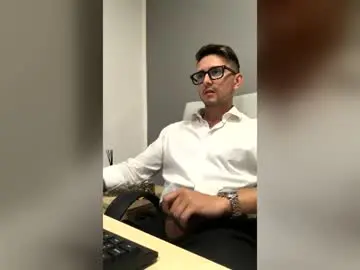 Chaturbate Free Porn Cam of masterboss_fl