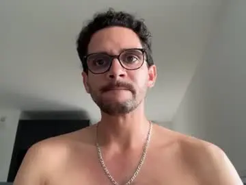 Chaturbate Watch Live Sex Cams of shkpnk69