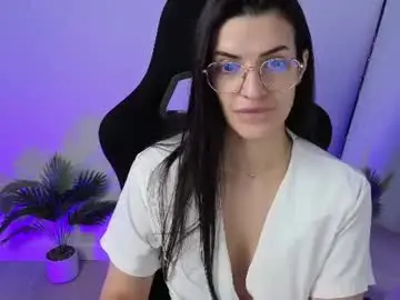 Chaturbate Live Sex Cam of alessyaaa