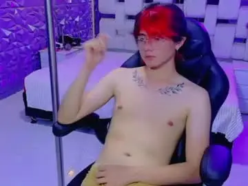 Chaturbate Free Live Porn of andy_collin5