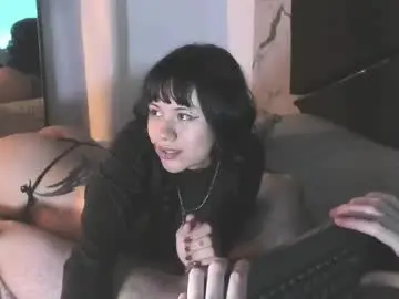 Chaturbate Nude Webcam of couple_in_heat_
