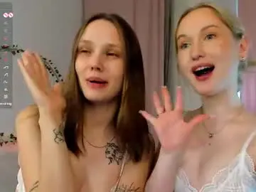 Chaturbate Best live sex cam show of lisaluve