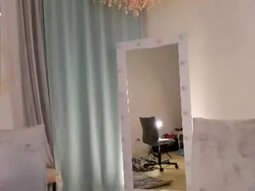 Chaturbate Best live sex cam show of lisaluve