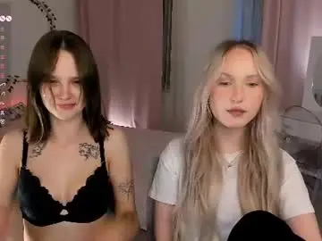 Chaturbate Free Porn Cam of lisaluve