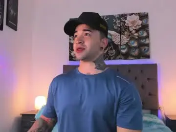 Chaturbate Sex Cam of matthew_colee