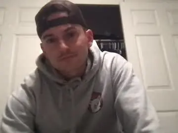 Chaturbate Live Sex Cam of natetheexplorer