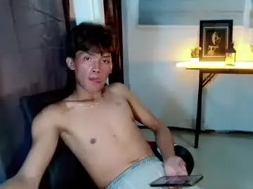 Chaturbate Live Sex Cam of renns_dangerousfuckerxx