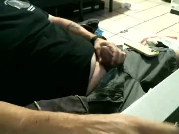 Chaturbate Free Porn Cam of azjohnny