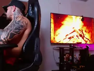 Chaturbate Live Sex of lliamm_2