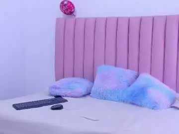 Chaturbate Live Sex Cam of luna_belle18