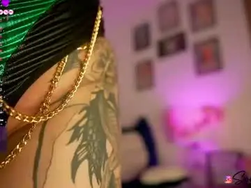Chaturbate Live Sex Cam of soy_abi_