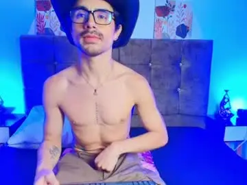 Chaturbate Live Sex Cam of ethan_briggs