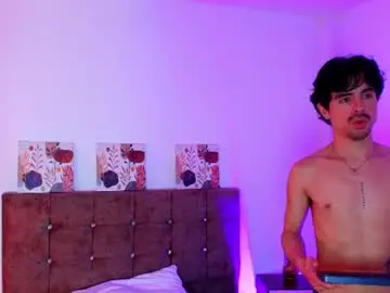 Chaturbate Watch Live Sex Cams of ethan_briggs
