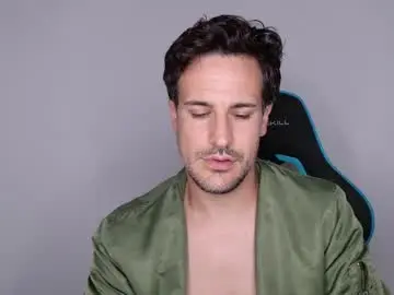 Chaturbate Nude Webcam of firefighterr88