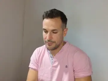 Chaturbate Free Porn Cam of firefighterr88