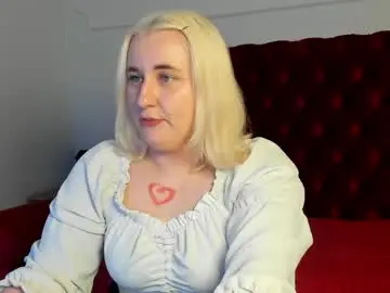 Chaturbate Best live sex cam show of lioraardyn