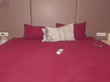 Chaturbate Live Sex Cam of sunsay_effie