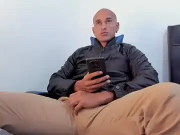 Chaturbate Free Porn Cam of doublefun24