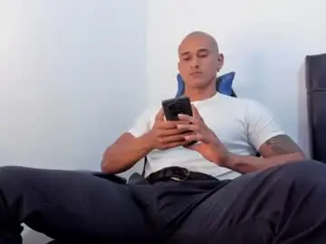 Chaturbate Free Porn Cam of doublefun24