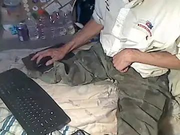 Chaturbate Nude Webcam of hornyscott666