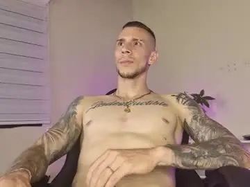 Chaturbate Nude Webcam of j_king__