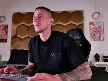 Chaturbate Live Sex of j_king__