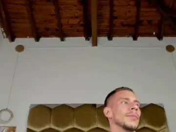 Chaturbate Nude Webcam of j_king__