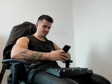 Chaturbate Live Porn of alphagodleatherking92