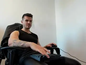 Chaturbate Free Live Porn of alphagodleatherking92