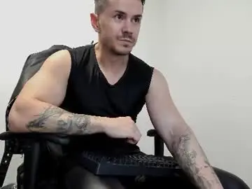 Chaturbate Sex Chat of alphagodleatherking92
