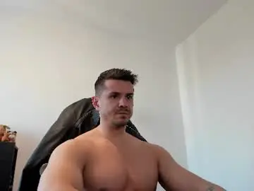 Chaturbate Nude Webcam of alphagodleatherking92