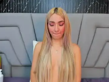 Chaturbate Live Sex Cam of ashley_miller26
