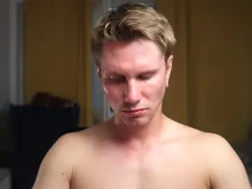 Chaturbate Live Sex Cam of kevin_park