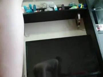Chaturbate Live Sex Cam of kiragoldens