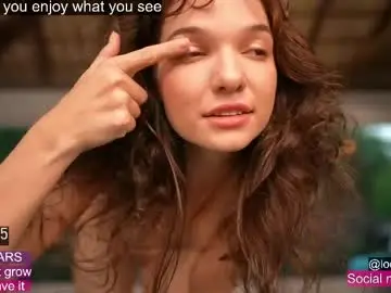 Chaturbate Sex Cam of loollypop24