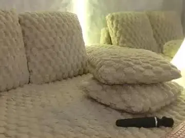 Chaturbate Watch Live Sex Cams of monique_a