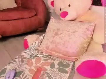 Chaturbate Live Sex Cam of nami__doll1