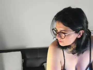 Chaturbate Adult Video Chat of adriana71
