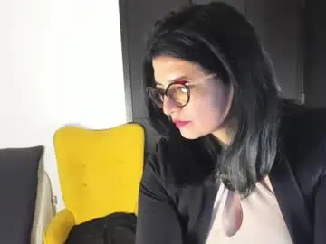 Chaturbate Live Sex of adriana71