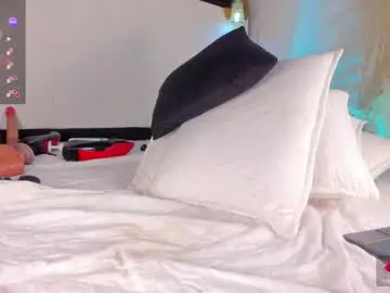 Chaturbate Sex Cam of aixa_hill1