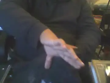 Chaturbate Live Porn of big_juicy689