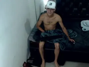 Chaturbate Live Sex Cam of deibi22