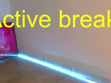 Chaturbate Best live sex cam show of mariwet