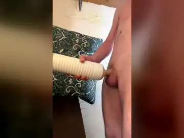 Chaturbate Sex Cam of slum_daddy